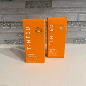 Tinted Mineral Sunscreen - Medium Light
Bundle of (2)